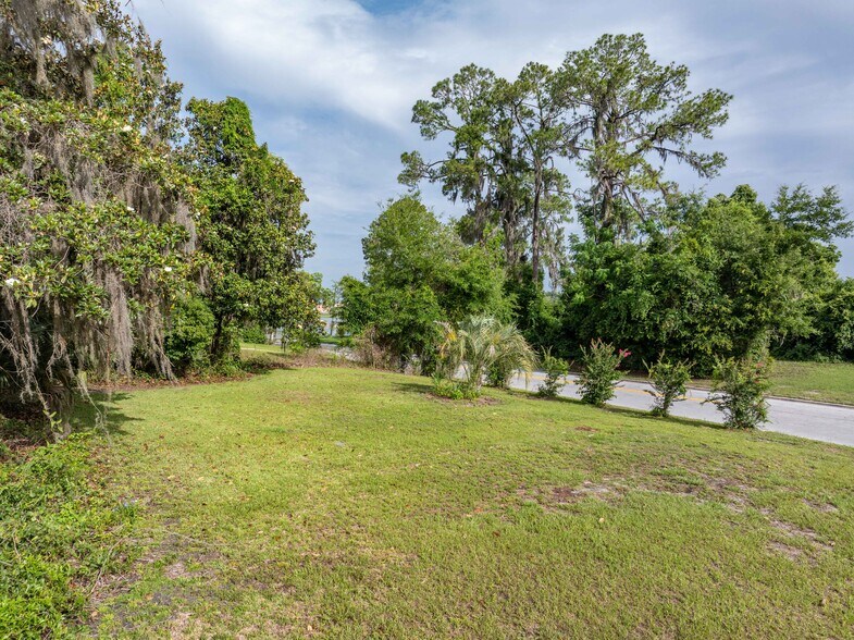 More Photos Of 164 NE Laguna Dr, Lake City Office For Sale