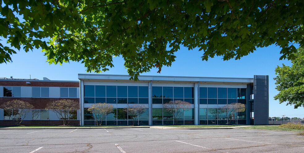 More Photos Of 5400 Campbells Run Rd, Pittsburgh Unknown For Lease