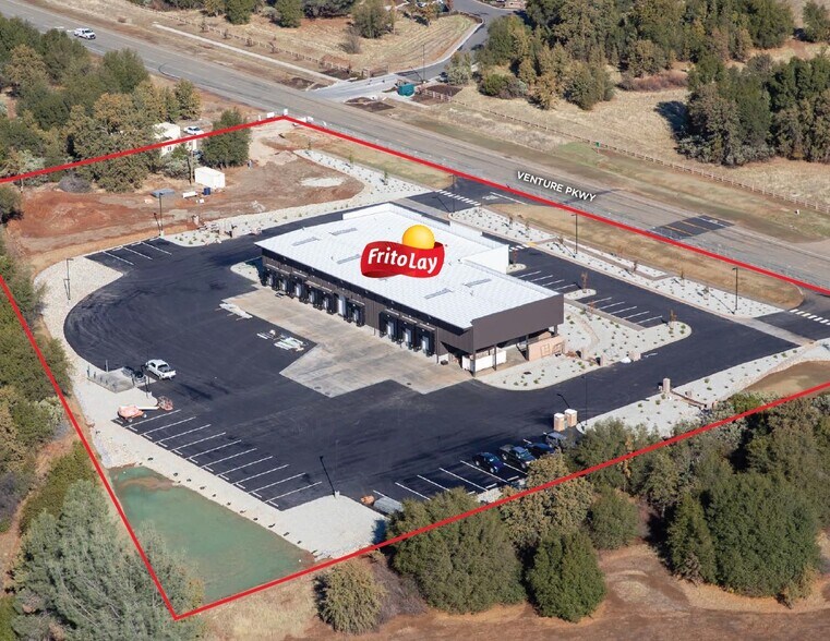 More Photos Of 5200 Venture Pkwy, Redding Distribution For Sale