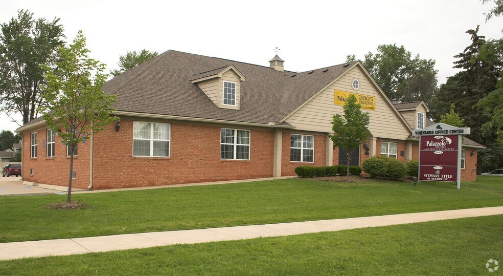 More Photos Of 5995-6015 19 Mile Rd, Sterling Heights Medical For Lease