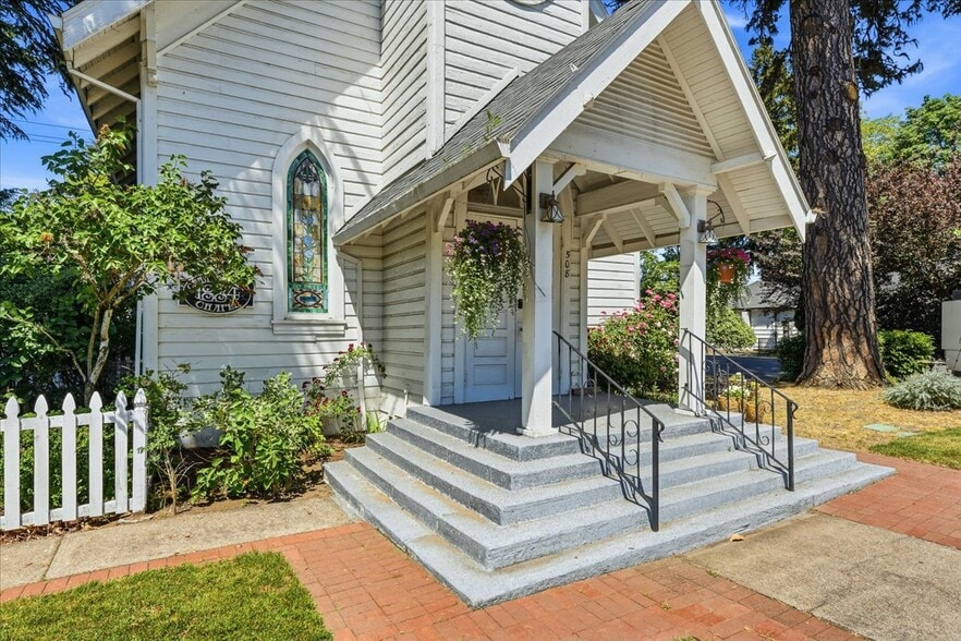 More Photos Of 508 NW 3rd Ave, Canby Religious Facility For Sale