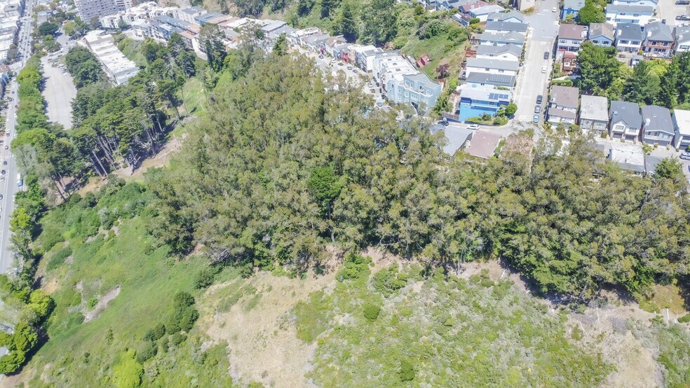 More Photos Of 301-397 Warren Dr, San Francisco Land For Sale