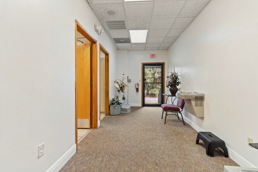 More Photos Of 614 E Jefferson St, Brooksville Office For Sale