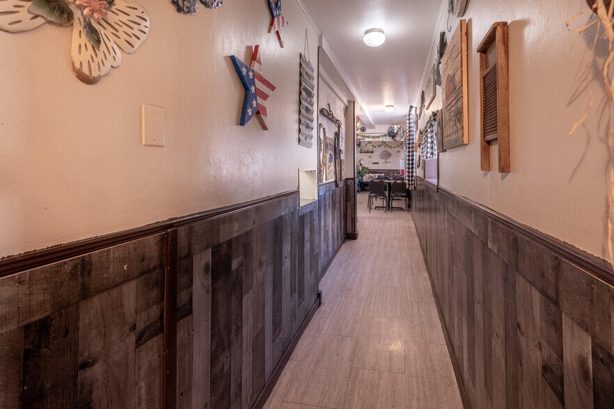 More Photos Of 1118 Robinson Ave, Trinidad Restaurant For Sale