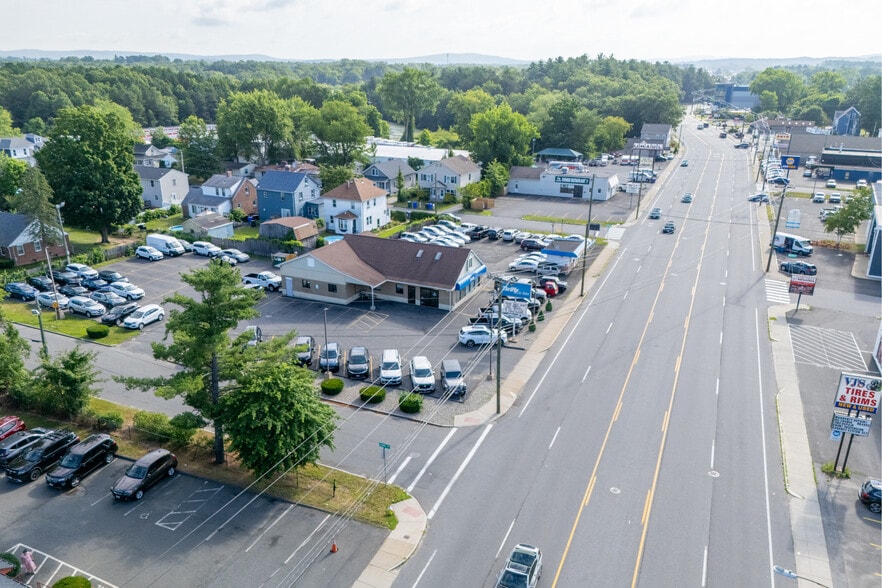 More Photos Of 880 Boston Rd, Springfield Auto Dealership For Sale