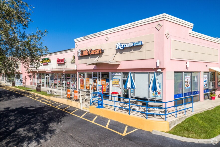 More Photos Of 2560 E 50, Clermont Unknown For Lease