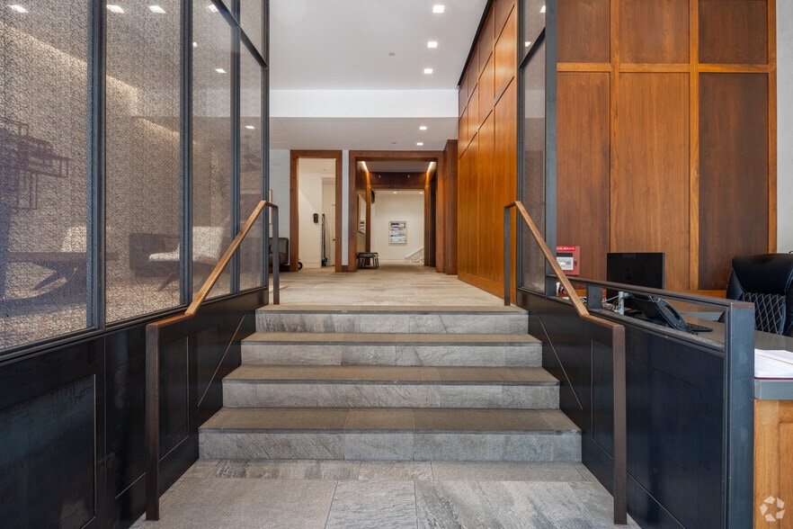 More Photos Of 92-94 Laight St, New York Apartments For Lease