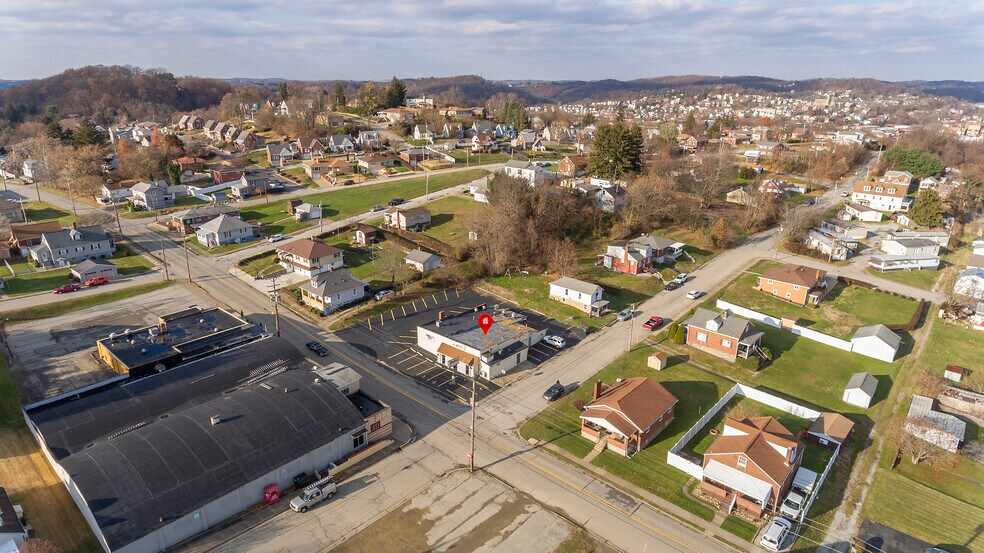 More Photos Of 201 Baughman Ave, Jeannette Restaurant For Sale
