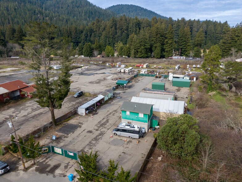 More Photos Of 55 Myers Ave, Myers Flat Manufacturing For Sale