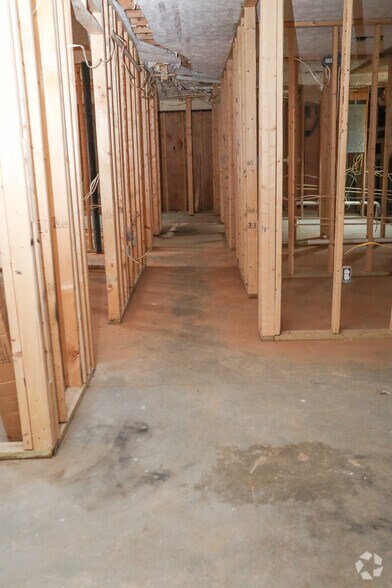 More Photos Of 6135 Petty St SW, Covington General Retail For Sale