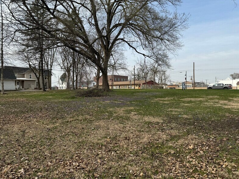 More Photos Of 155 S Madison St, Oswego Land For Sale