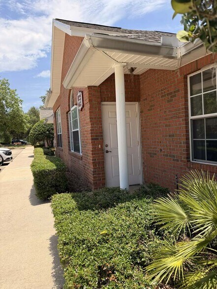 Primary Photo Of 6817 Southpoint Pky, Jacksonville Unknown For Lease