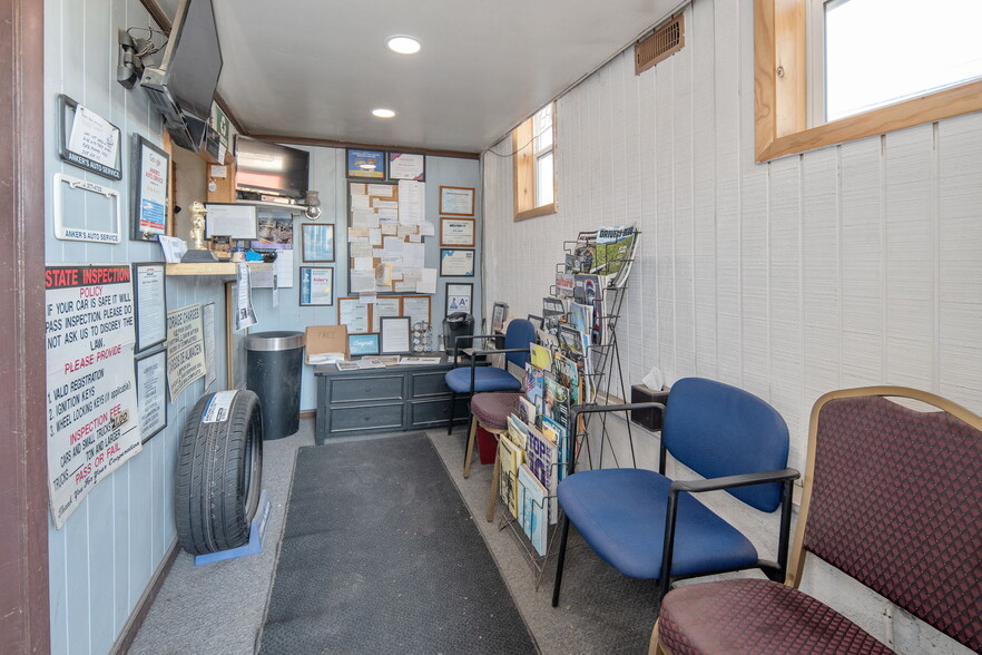 More Photos Of 1907 Van Vranken Ave, Schenectady Auto Repair For Sale