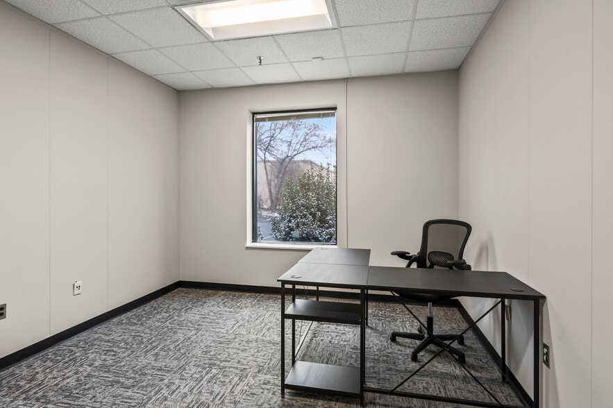 More Photos Of 8025 North Point Blvd, Winston-Salem Office For Lease