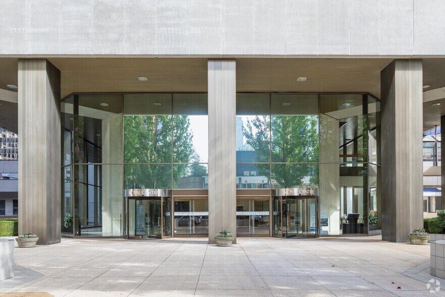 More Photos Of 1055 W Georgia St, Vancouver Coworking Space