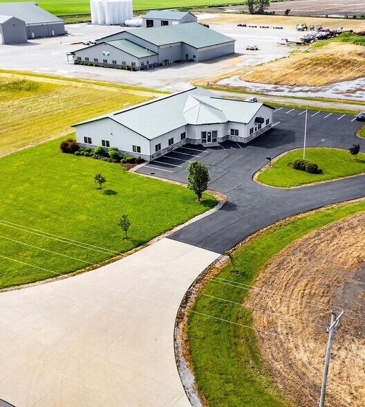 More Photos Of 12965 Defiance Pike, Cygnet Office For Lease