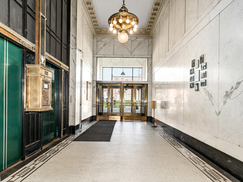 More Photos Of 628-630 Columbus St, Ottawa Loft Creative Space For Sale