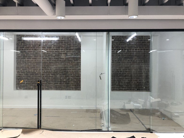 More Photos Of 839 Broadway, Brooklyn Freestanding For Lease