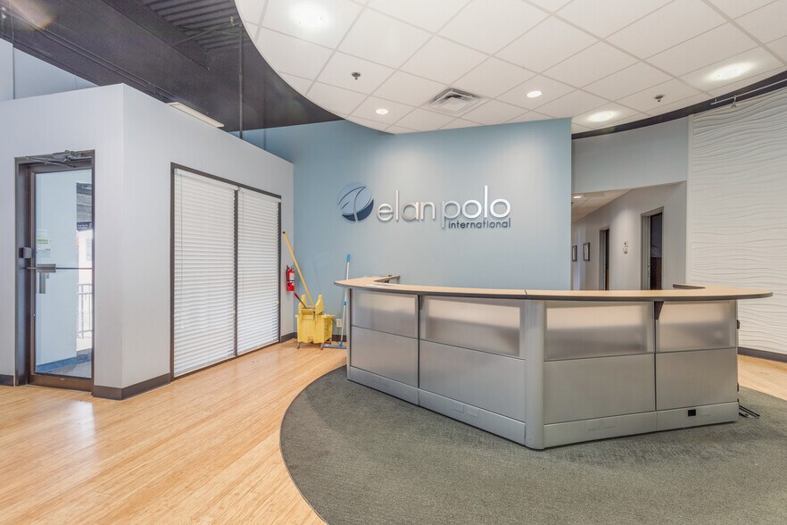 More Photos Of 2001-2085 Walton Rd, Saint Louis Flex For Sale