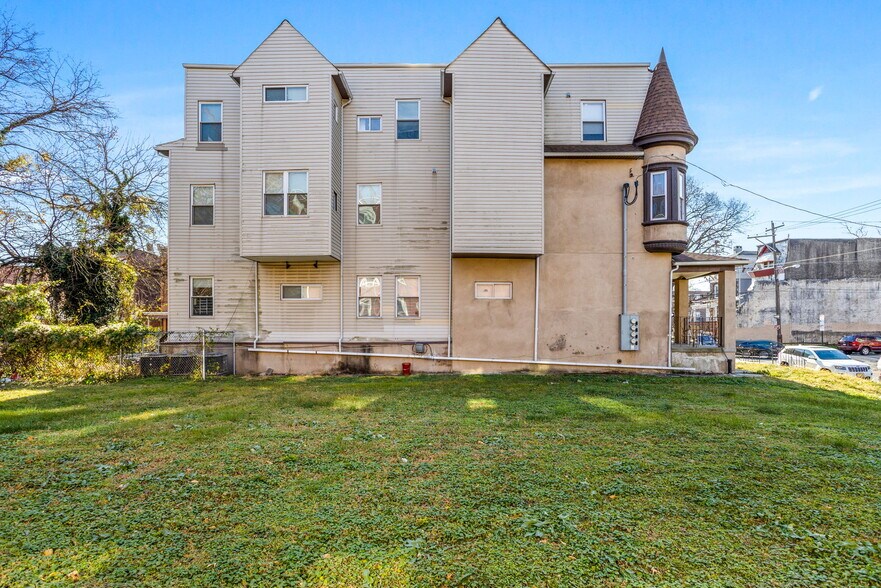 More Photos Of 3301-3303 N 16th St, Philadelphia Apartments For Sale