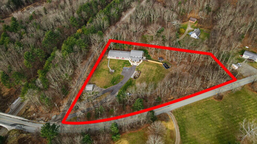 More Photos Of 106 Carr St, Nicholson Assisted Living For Sale