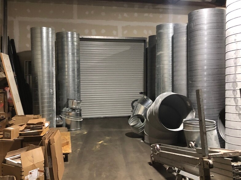 More Photos Of 263-275 Park Ave, East Hartford Warehouse For Lease