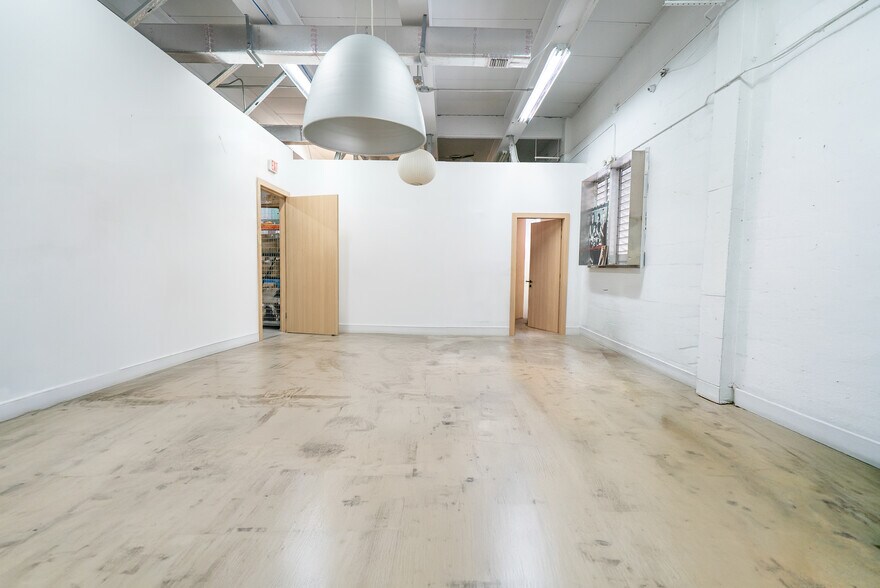 More Photos Of 2047 NW 24th Ave, Miami Warehouse For Sale