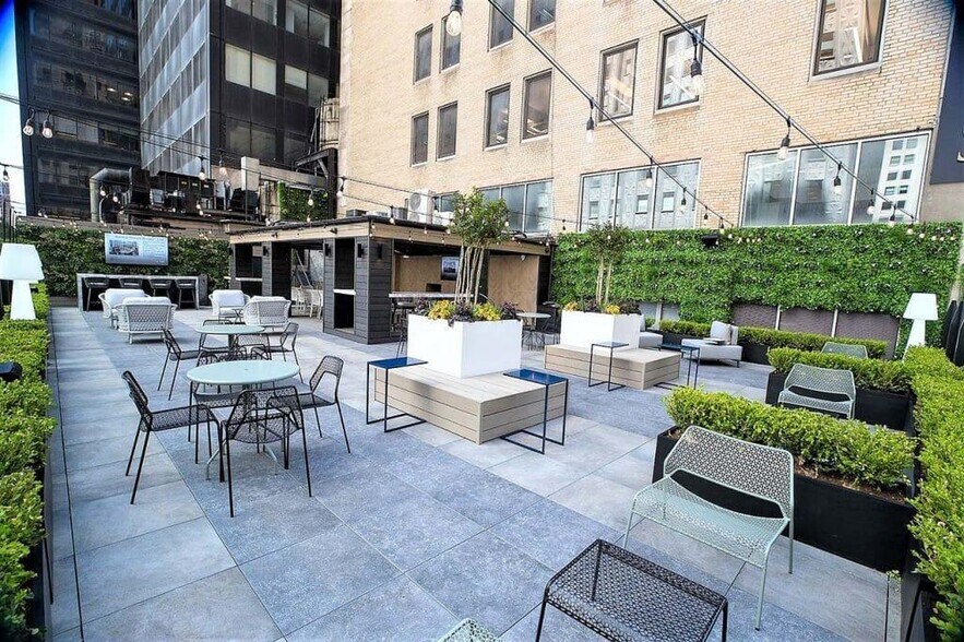 More Photos Of 369 Lexington Ave, New York Office For Lease