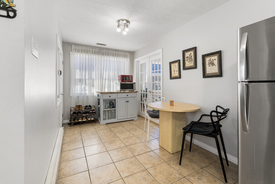 More Photos Of 7 Justin Dr, Coverdale Convenience Store For Sale