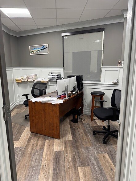 More Photos Of 201 Moreland Rd, Hauppauge Medical For Sale