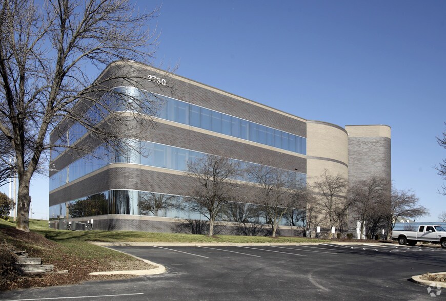 More Photos Of 2730 S Saint Peters Pky, Saint Peters Medical For Sale
