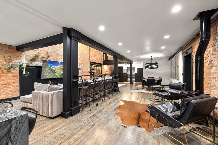 More Photos Of 30-50 2nd St E, Kalispell Office Residential For Sale