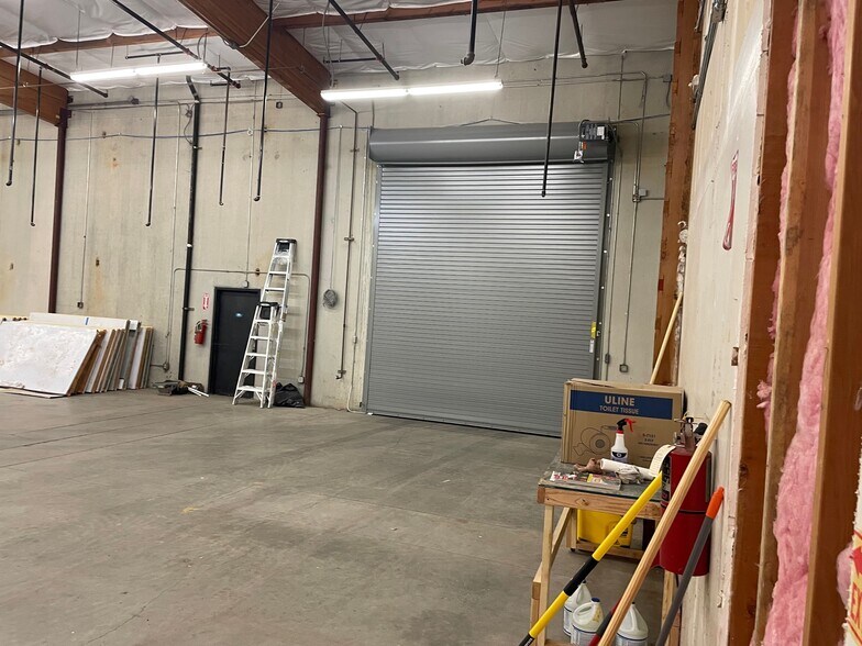 More Photos Of 3959-3971 Commerce Dr, West Sacramento Warehouse For Sale