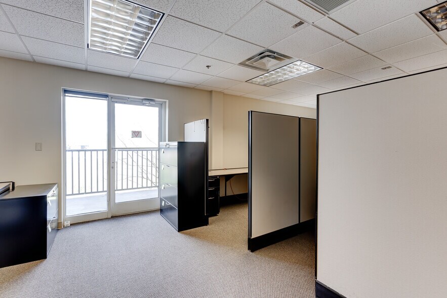 More Photos Of 2265 Old Highway 95, Lenoir City Office For Sale