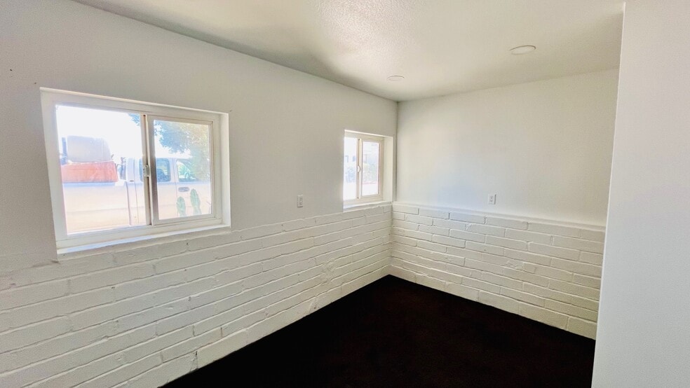 More Photos Of 12036 Bartlett Ave, Adelanto Office Residential For Sale