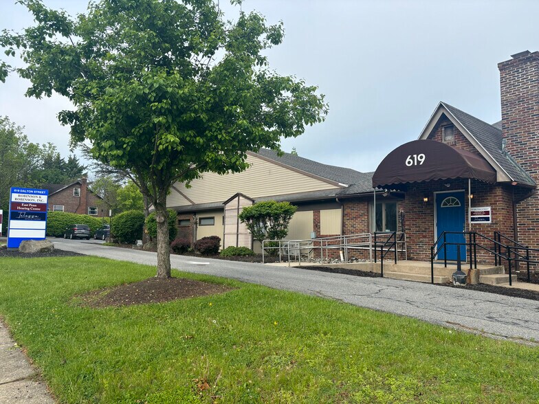 Primary Photo Of 619A Dalton St, Emmaus Medical For Lease
