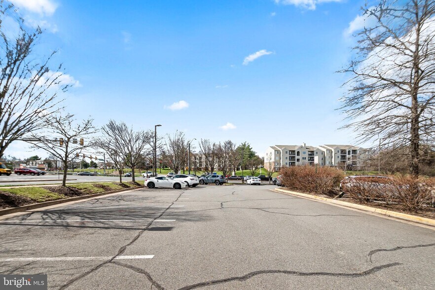 More Photos Of 9161 Liberia Ave, Manassas Medical For Sale