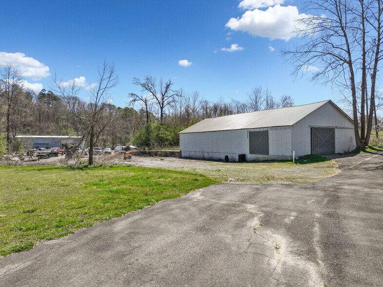 More Photos Of 243 Old Highway 5 S, Ellijay Loft Creative Space For Sale