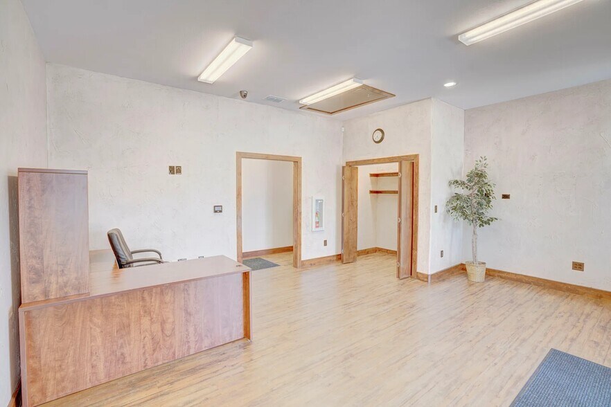 More Photos Of 3209 Fort Worth Dr, Denton Medical For Lease