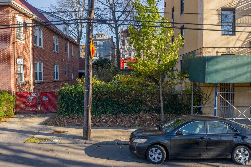More Photos Of 3754 Bronx Blvd, Bronx Land For Sale
