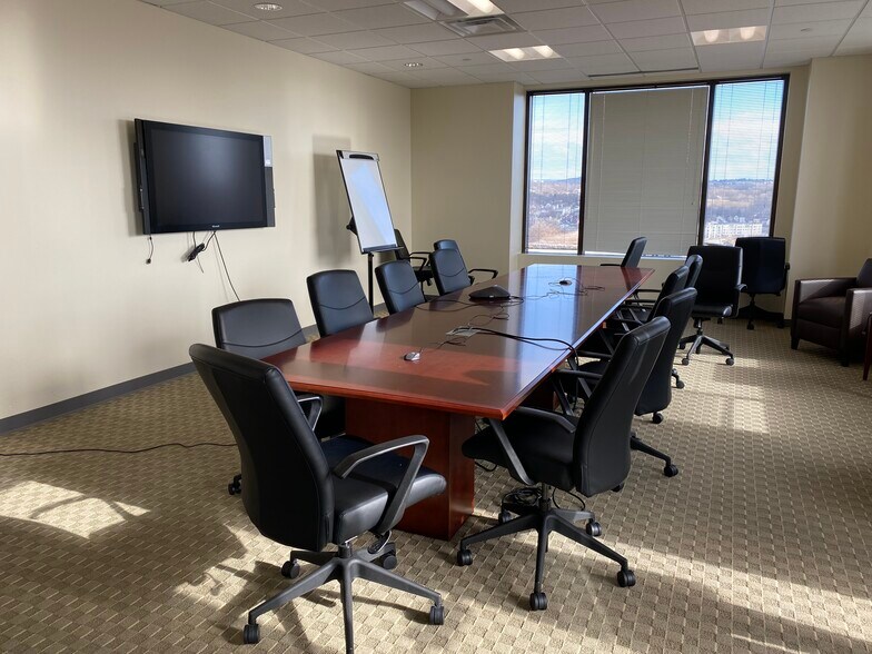 More Photos Of 30 S Pearl St, Albany Office For Lease