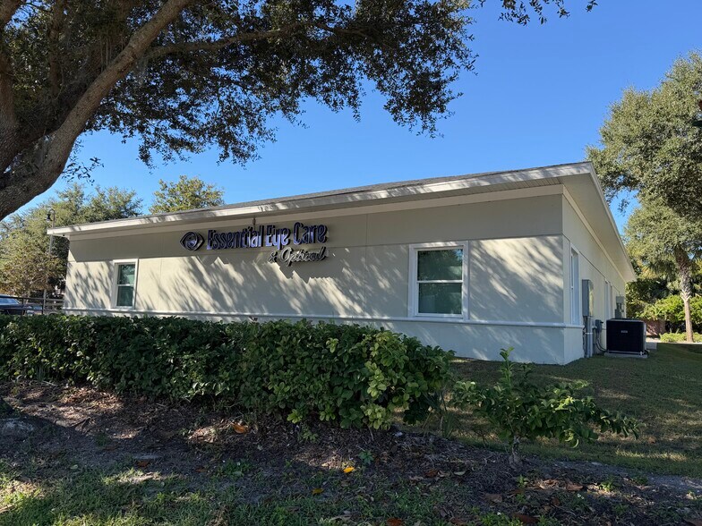 More Photos Of 108 S Park Ave, Apopka Medical For Lease