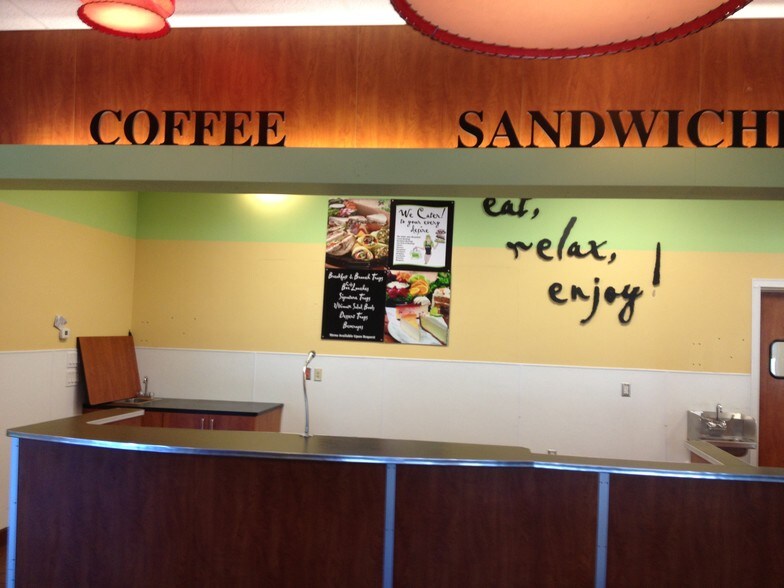 More Photos Of 15 1st St SE, Rochester Hotel For Lease