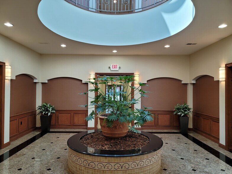 38219 Mound Rd, Sterling Heights, MI 48310 Office For Lease