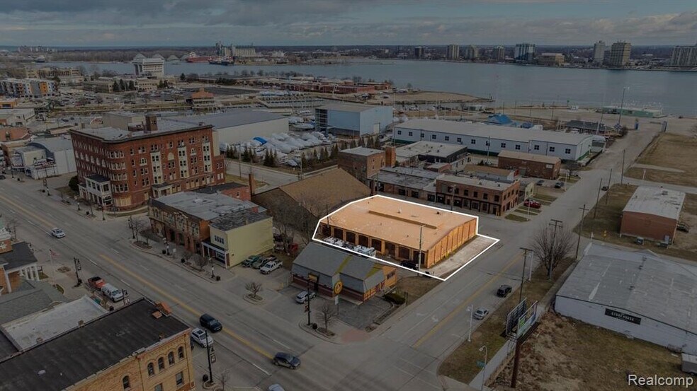 More Photos Of 1121 4th St, Port Huron Warehouse For Lease