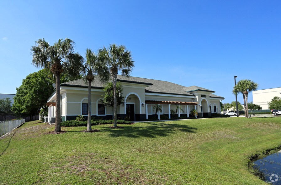 More Photos Of 8118 118th Ave N, Largo Office For Sale