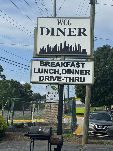 More Photos Of 4017 NE Canton Rd, Marietta Restaurant For Sale