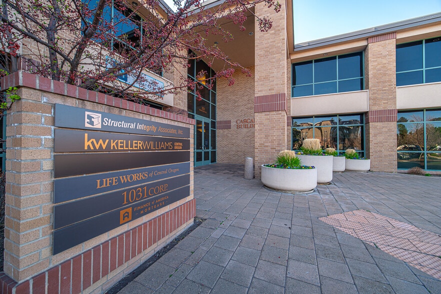 More Photos Of 233 SW Wilson Ave, Bend Office For Lease