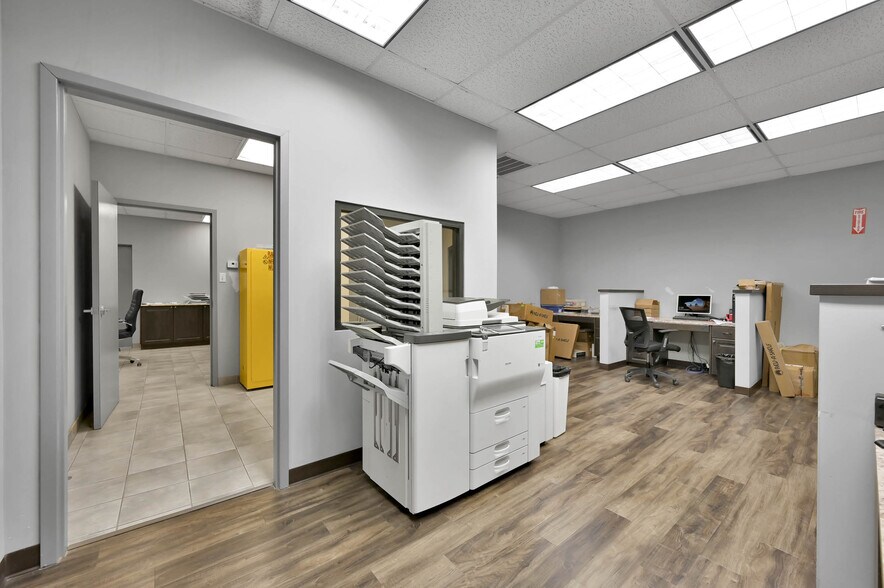 More Photos Of 1720 FM 1960 Rd E, Houston Warehouse For Sale