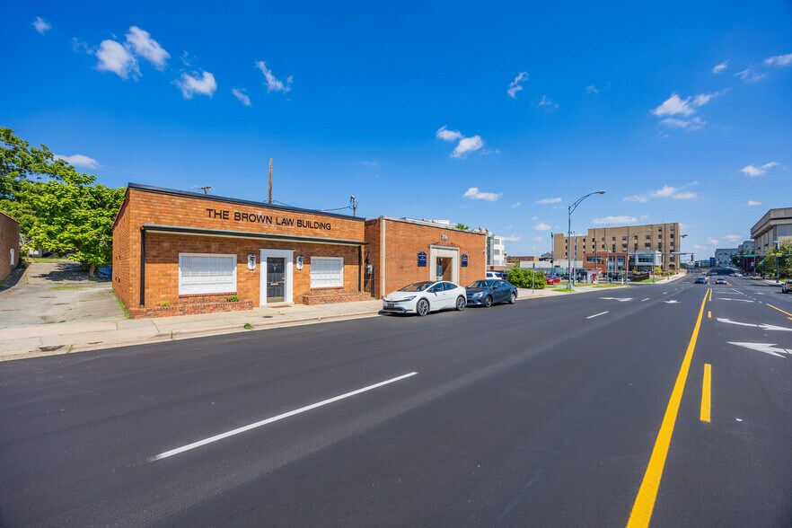 More Photos Of 316 S Eugene St, Greensboro Office For Sale